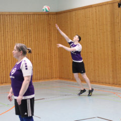 Schmalibus (Lila) : Volleyballverein 70 Meiningen II