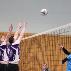 Schmalibus (Lila) : Volleyballverein 70 Meiningen II