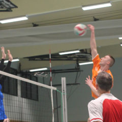 Schmalibus (Weiß) : Volleyballverein 70 Meiningen II