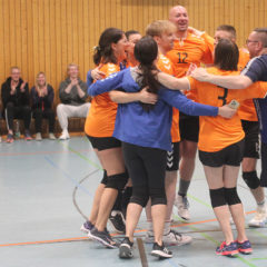 Schmalibus (Weiß) : Volleyballverein 70 Meiningen II